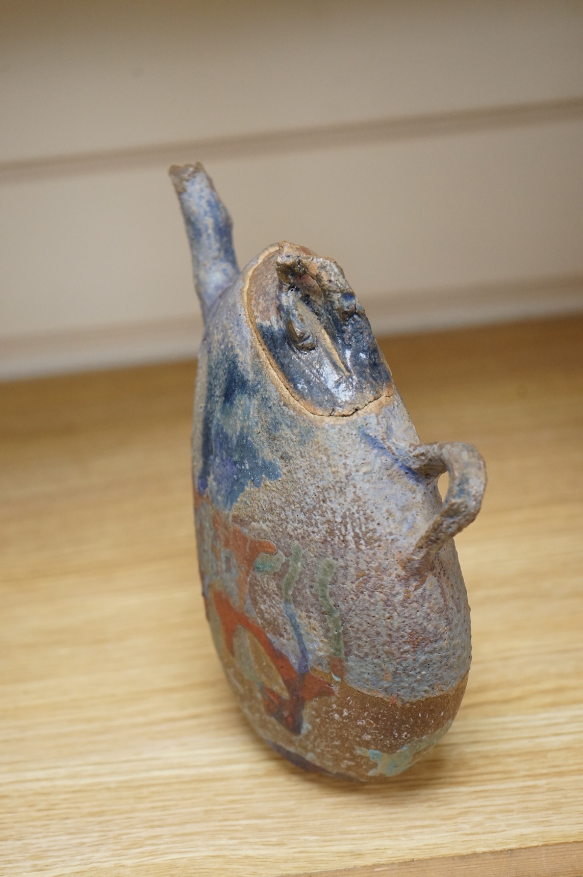 Julia Cardnell, a Studio pottery lidded teapot, 20cm